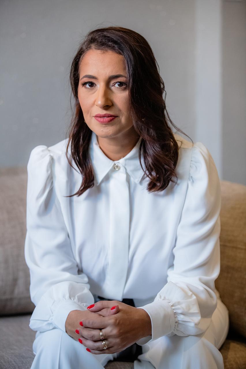 Dra. Patrícia Lima